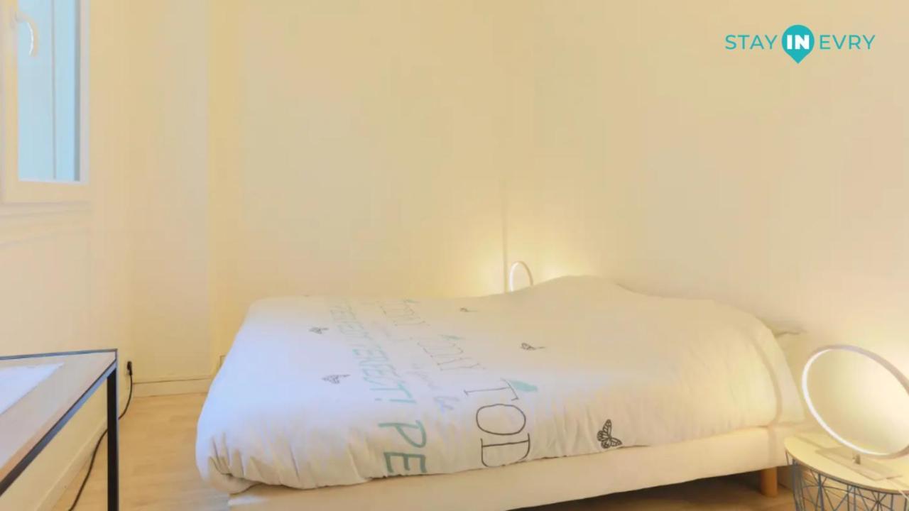 F4 Evry 2 Agora Apartment Courcouronnes Екстериор снимка